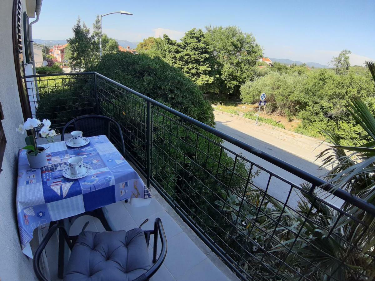 Apartman Sunce Murter Exterior photo